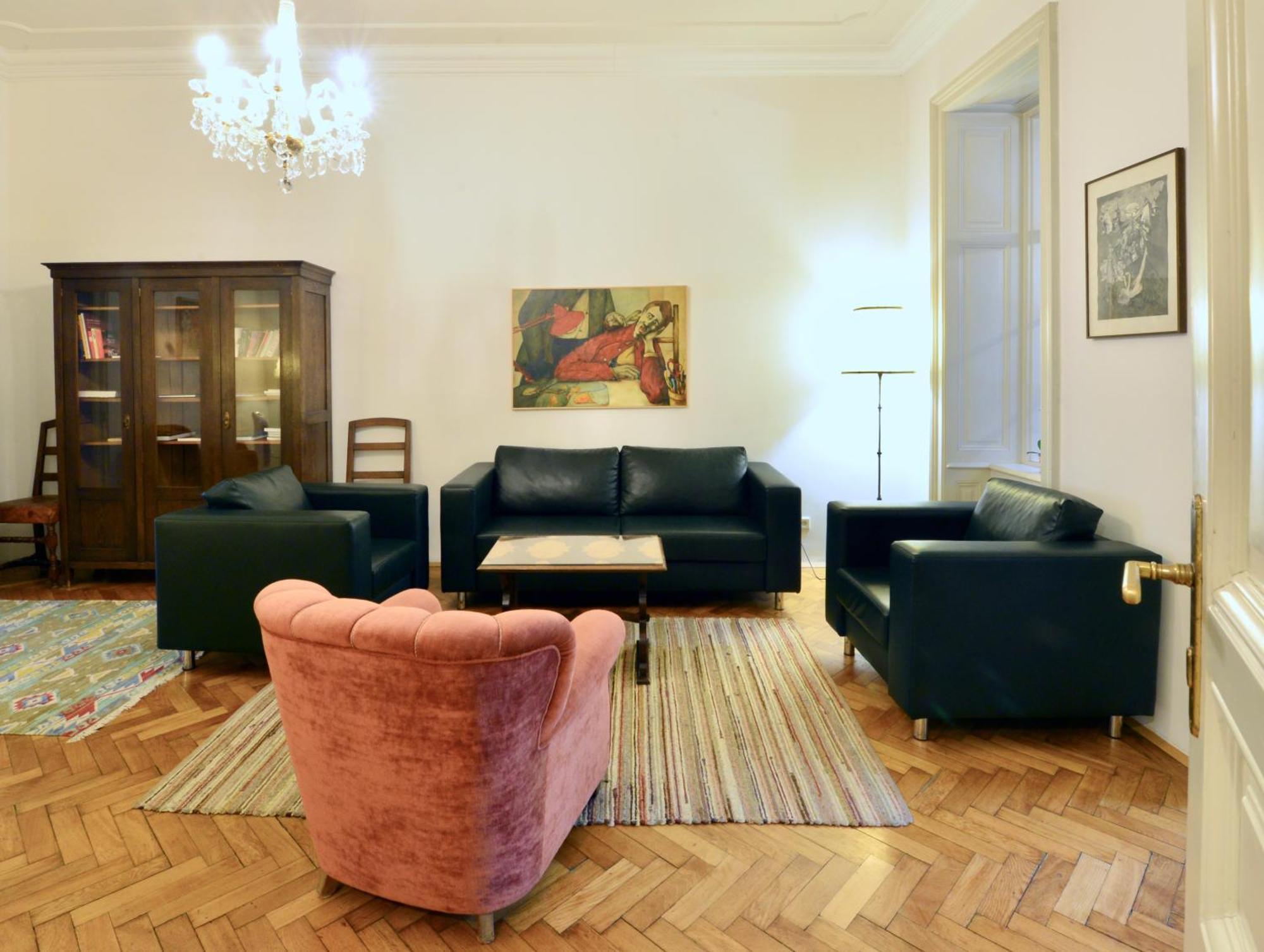 Top Flat - 1 Free Parking Space At The Metro Viena Exterior foto