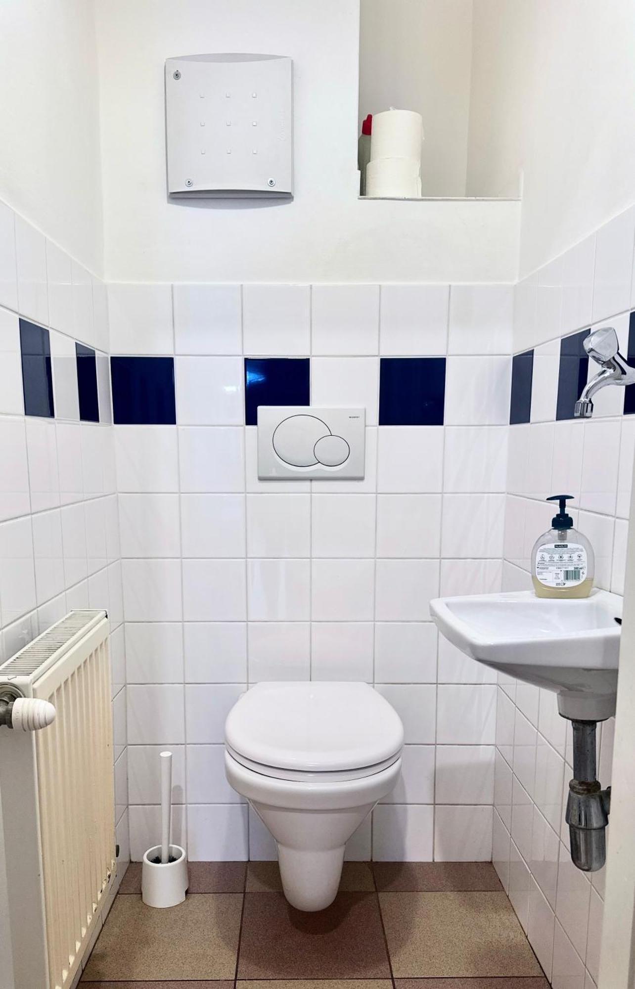 Top Flat - 1 Free Parking Space At The Metro Viena Exterior foto
